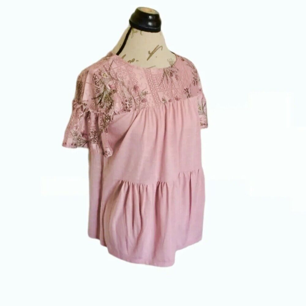 St. John's Bay Blouse Size Small Pink Floral Print Lace Trim Flutter Sleeve BOHO